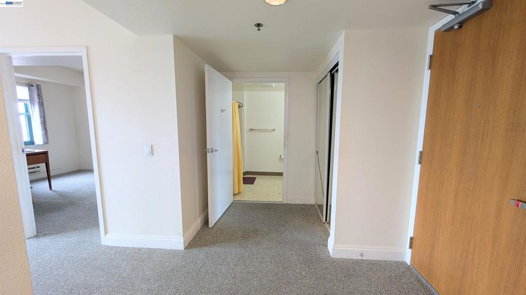 989 Webster St 645 Property Photo 14