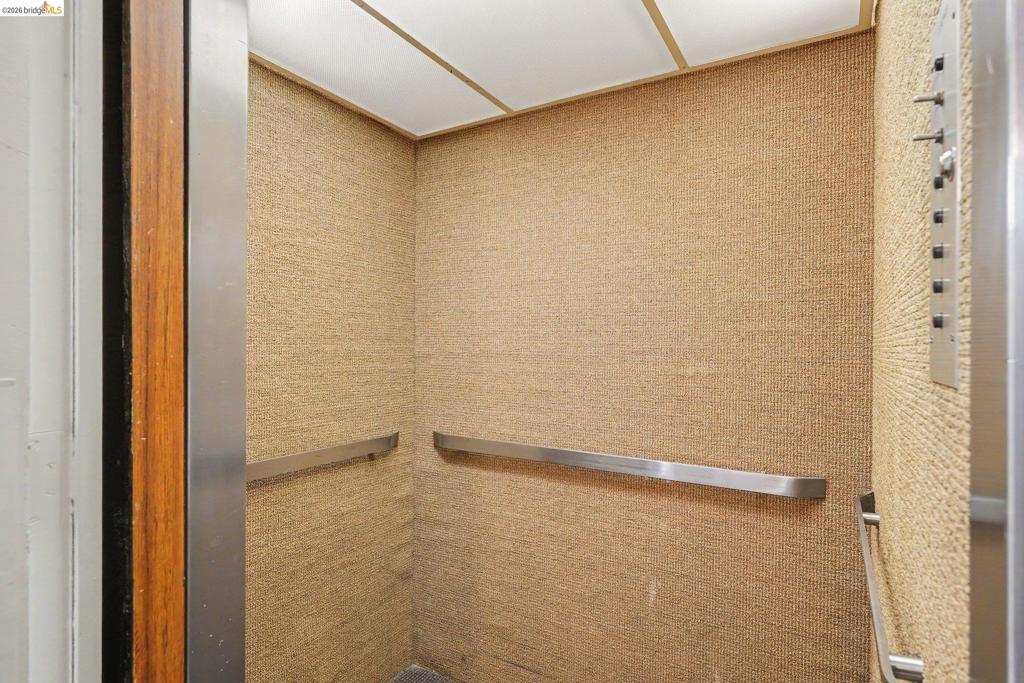651 Oakland Ave 2d Property Photo 2