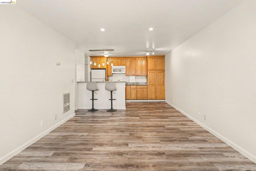 651 Oakland Ave 2d Property Photo 13