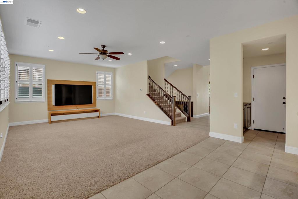 582 Pasture Ave Property Photo 10