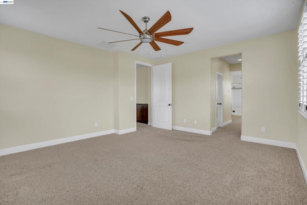582 Pasture Ave Property Photo 24