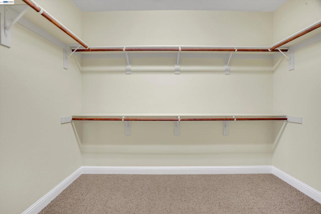 582 Pasture Ave Property Photo 25