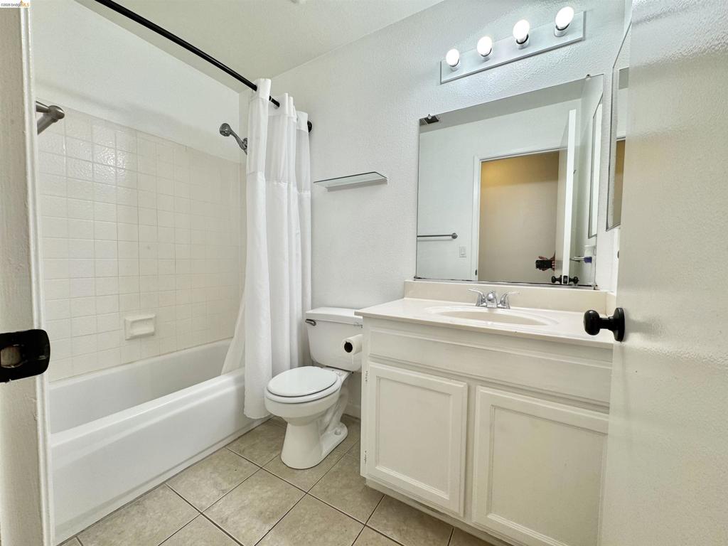 4808 Pineview Way Property Photo 9