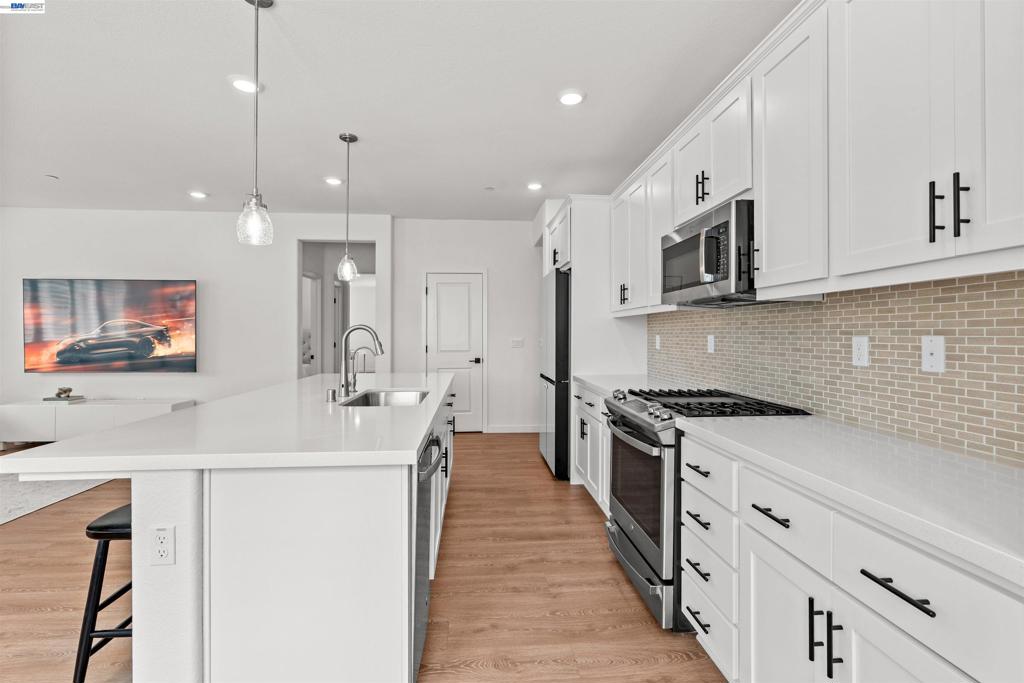 1018 Shearwater Rd. Property Photo 12