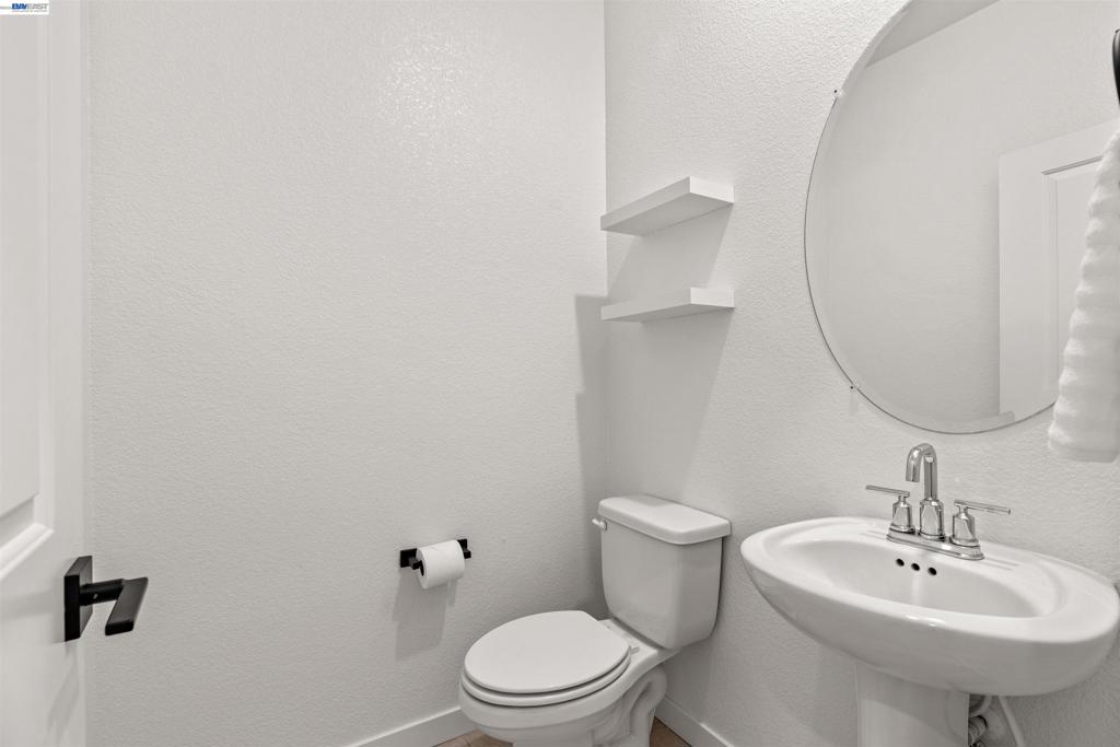 1018 Shearwater Rd. Property Photo 14