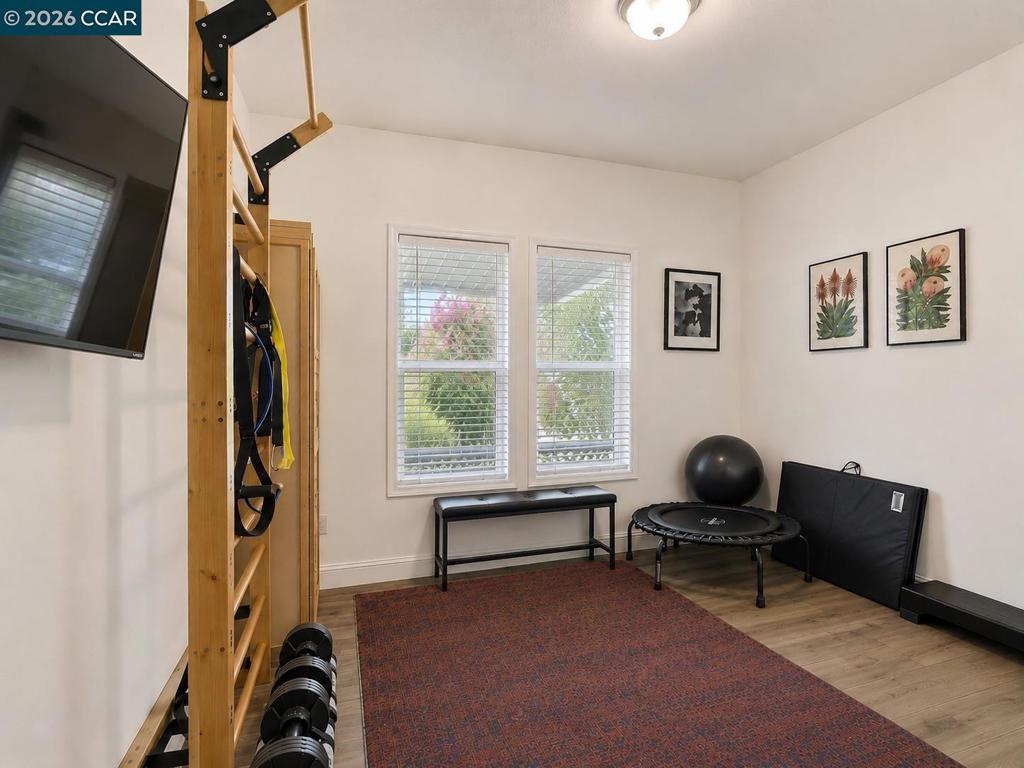 247 Quarter Circle Property Photo 17