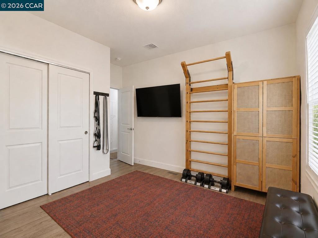 247 Quarter Circle Property Photo 18