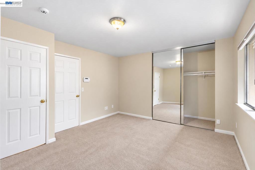 3858 Maybelle Ave Property Photo 16