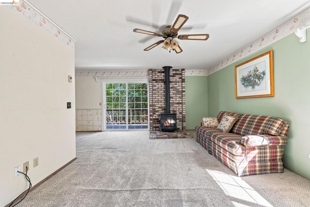 18920 Horizon Property Photo 8
