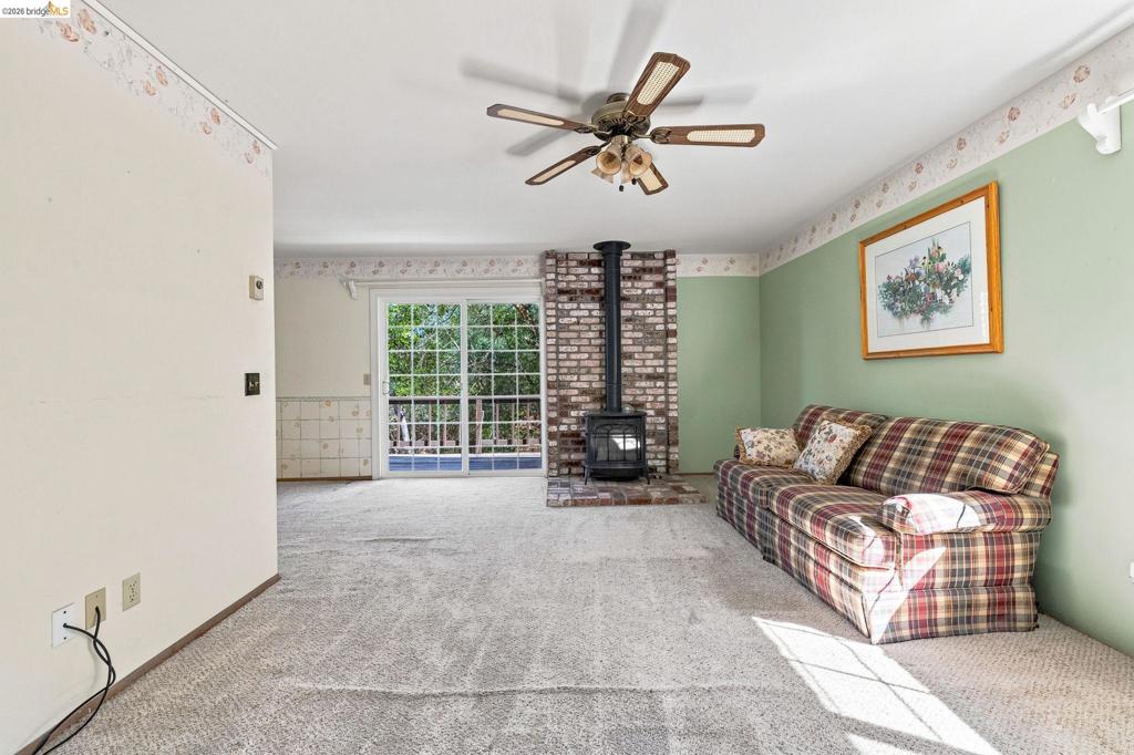 18920 Horizon Property Photo 9