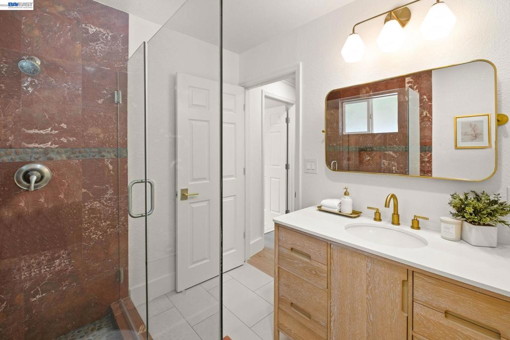 11 Rudgear Dr Property Photo 32
