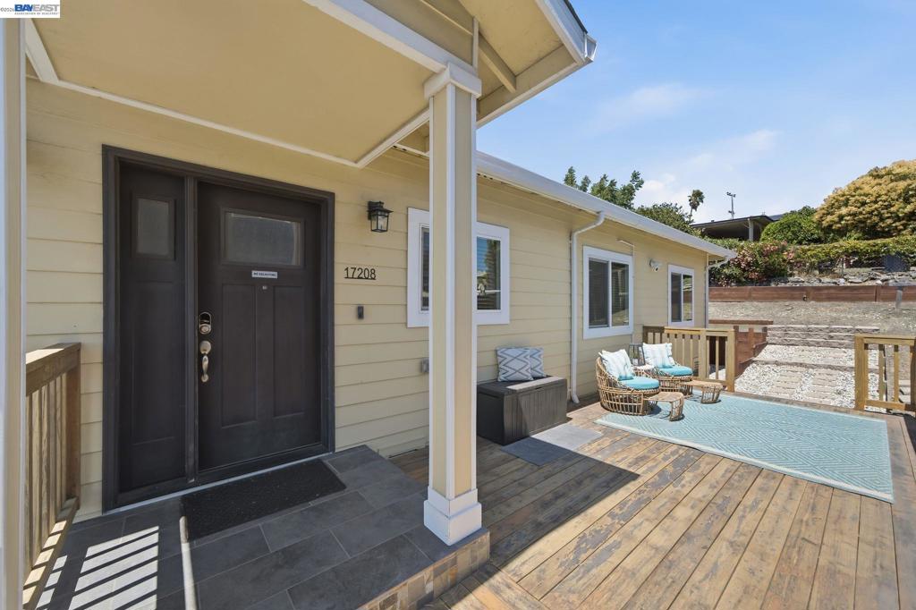17208 President Dr Property Photo 7