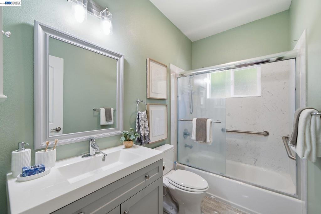 17208 President Dr Property Photo 32