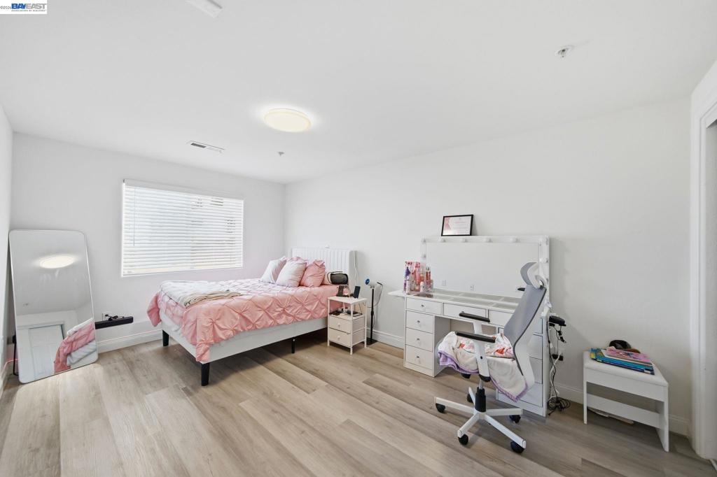 17208 President Dr Property Photo 44