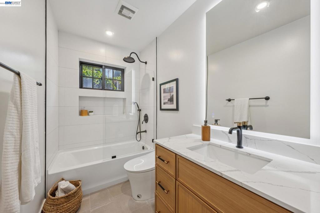 5956 Canning St Property Photo 41