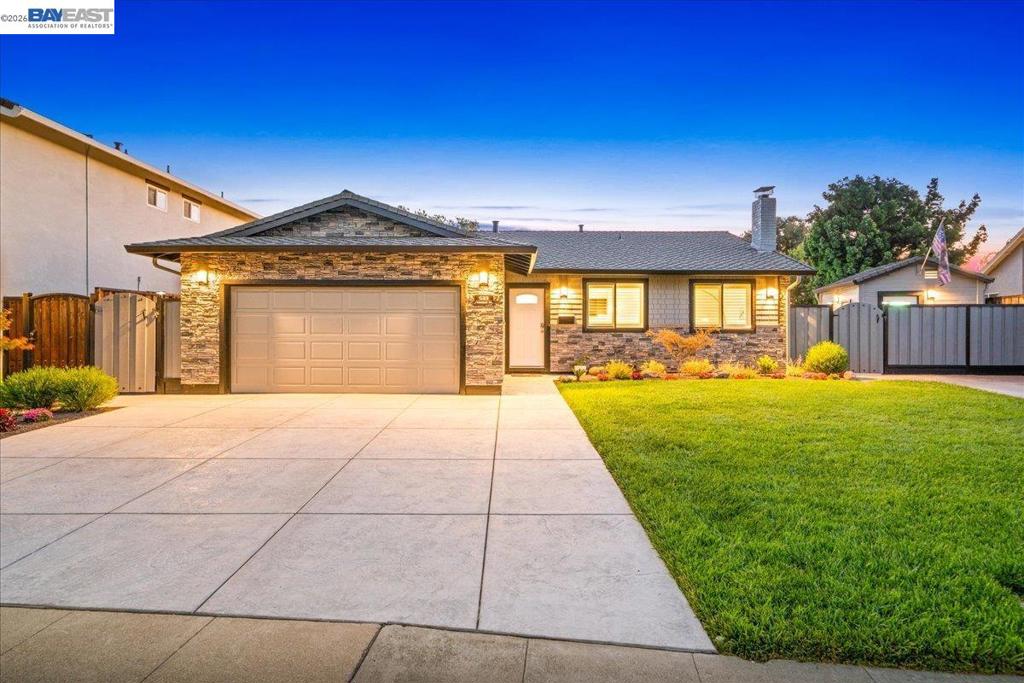 533 Cinnabar Dr