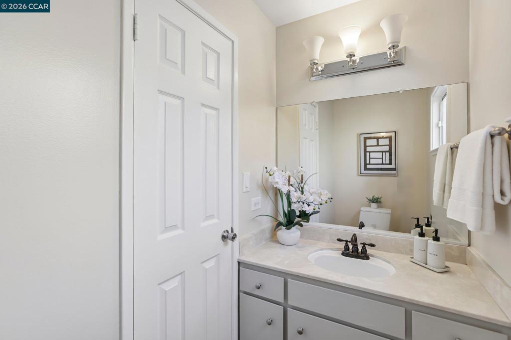 2135 Ascot Dr 23 Property Photo 18