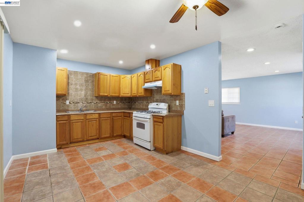 40 Gonzalez Dr Property Photo 12