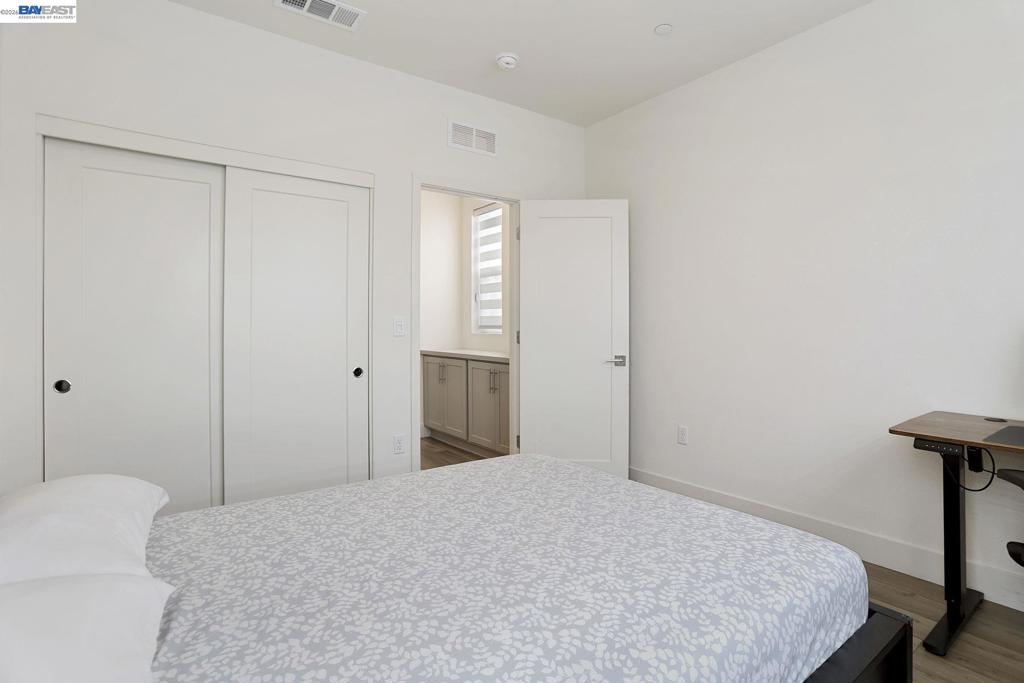 5342 Gatlin Dr Property Photo 21