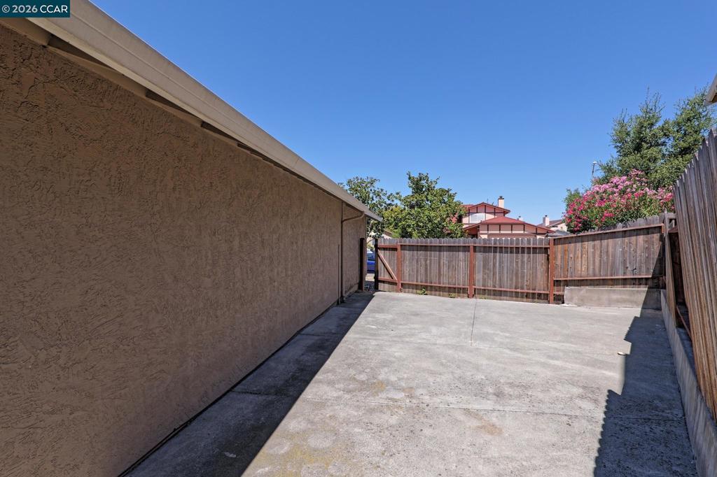 170 Opal Dr Property Photo 23