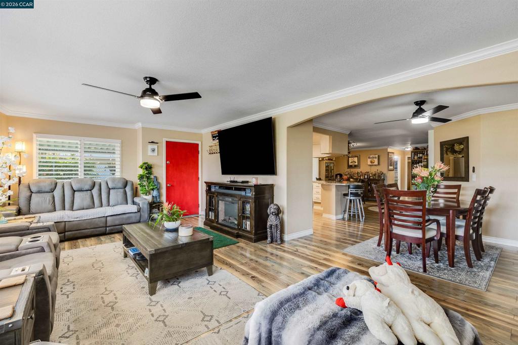 2368 Dalis Drive Property Photo 16