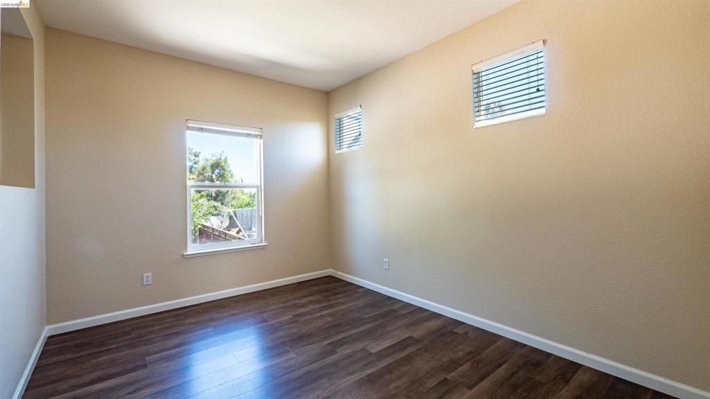 1000 Sandstone Ct Property Photo 17