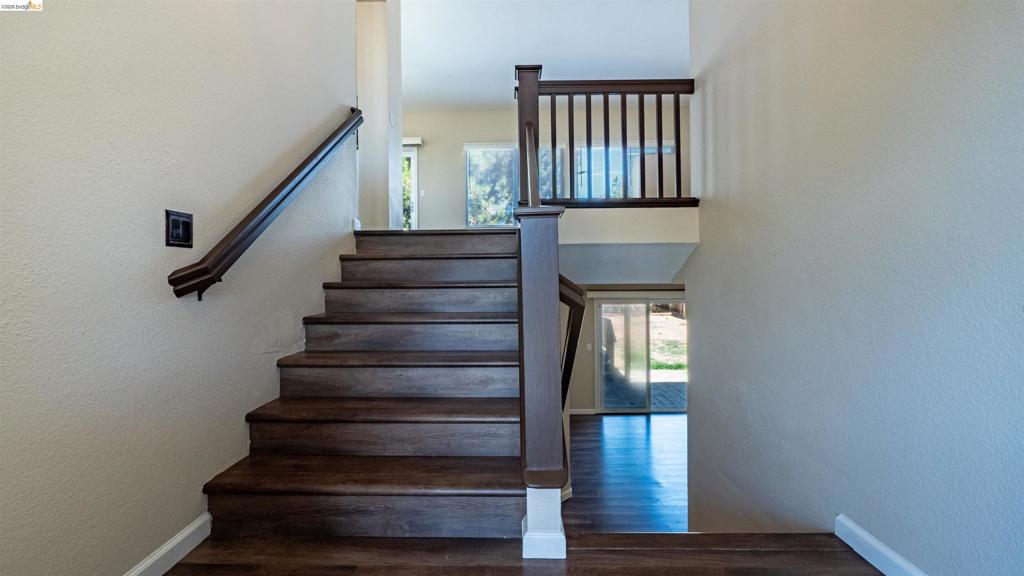 1000 Sandstone Ct Property Photo 20