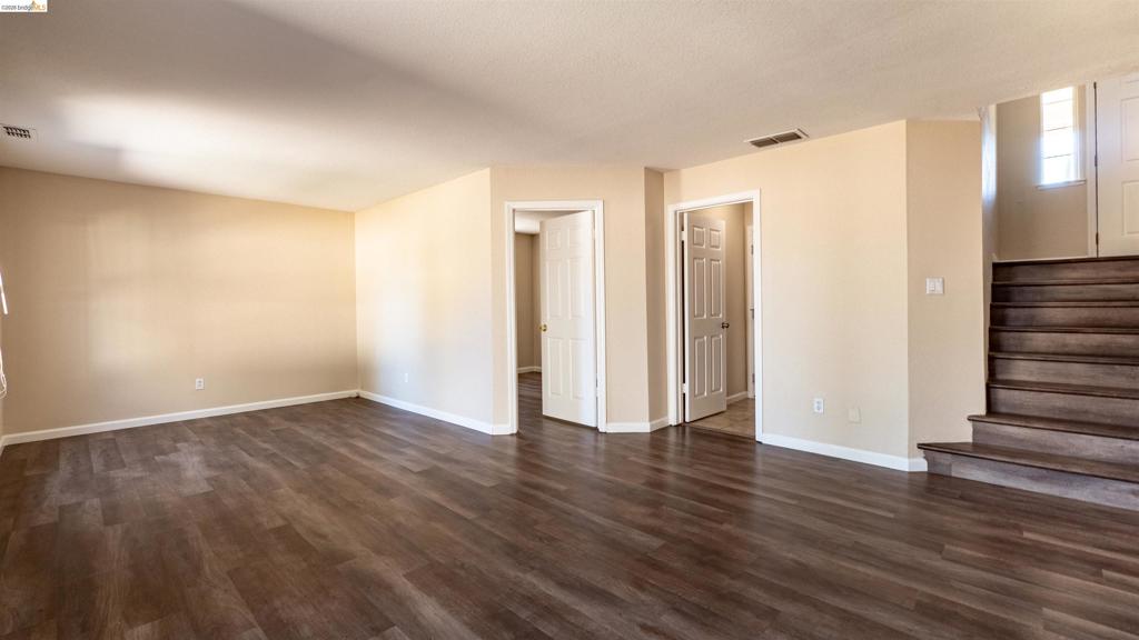 1000 Sandstone Ct Property Photo 21