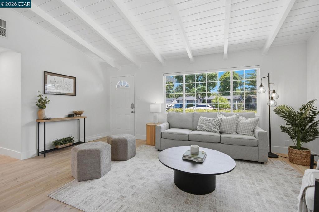 3025 Justin Way Property Photo 9