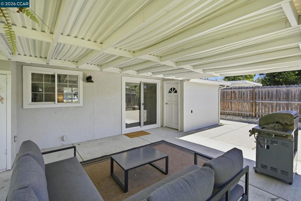 3025 Justin Way Property Photo 39