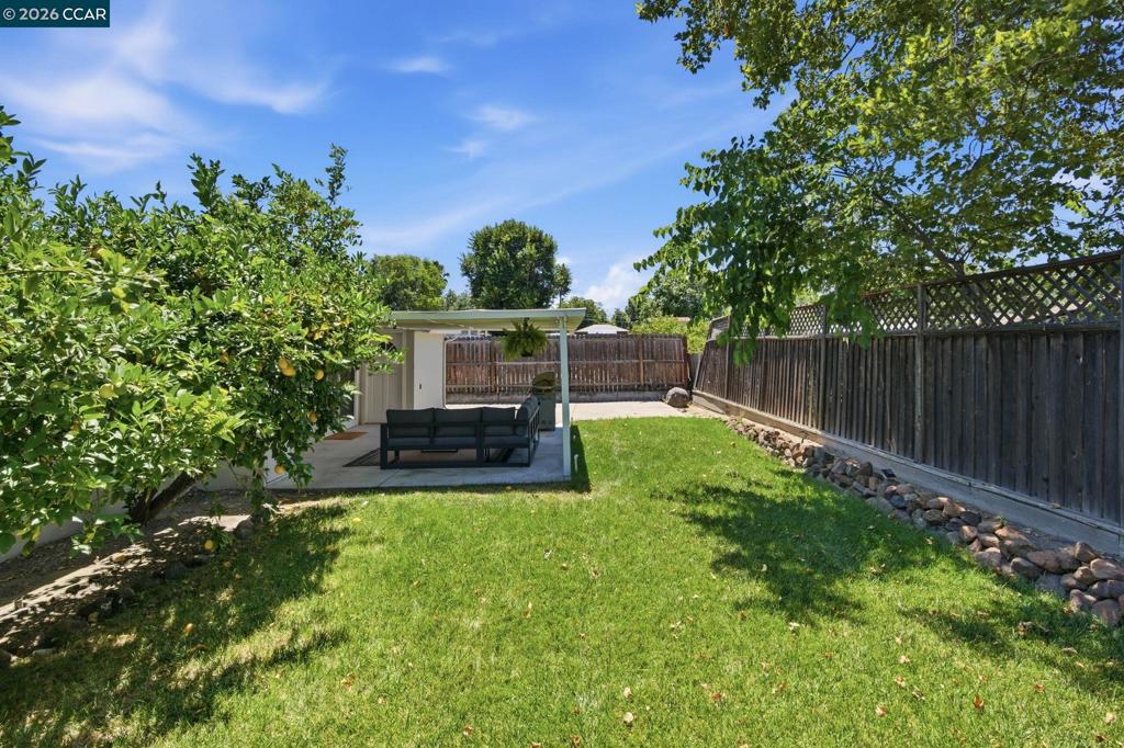 3025 Justin Way Property Photo 43