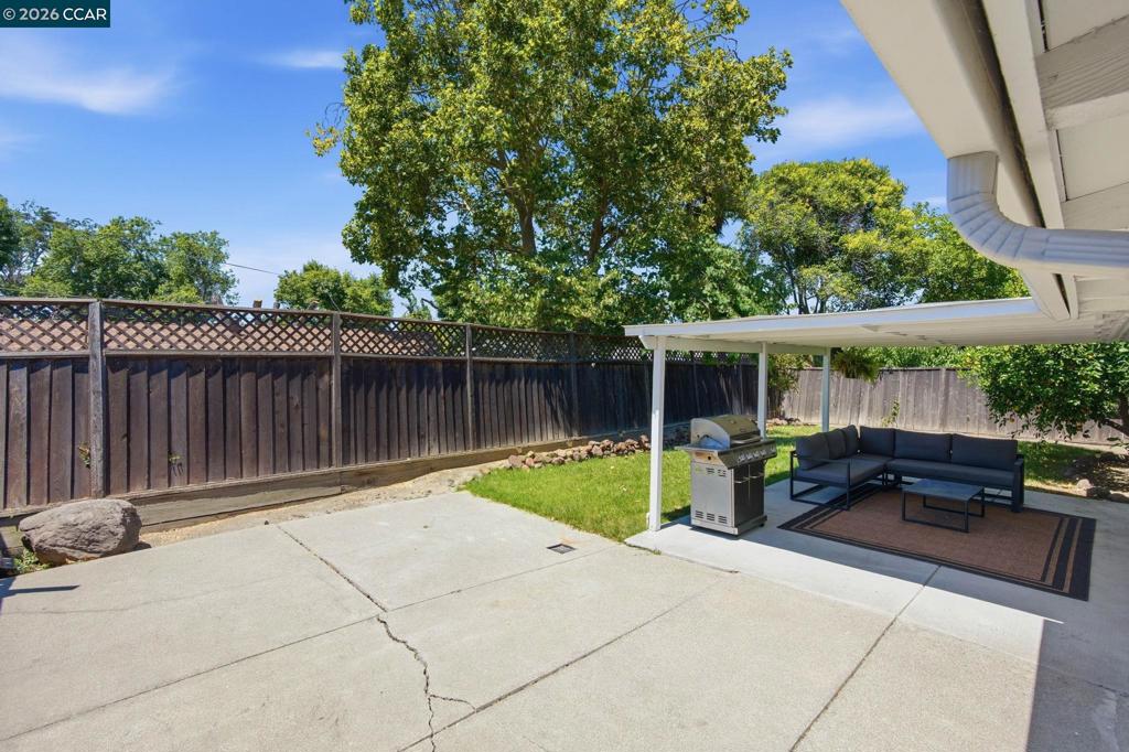 3025 Justin Way Property Photo 45