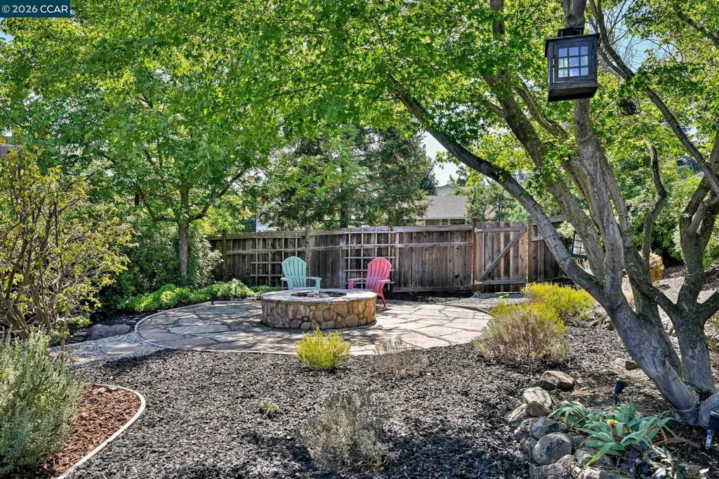 5706 Pepperridge Way Property Photo 33