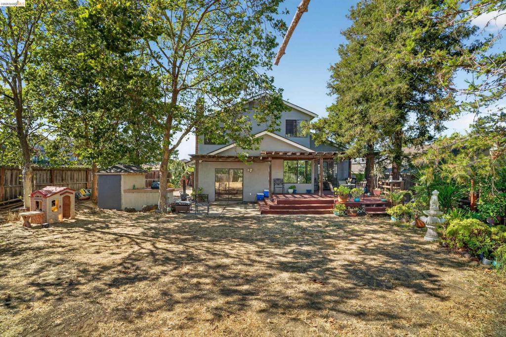2717 Lobelia Ct Property Photo 47