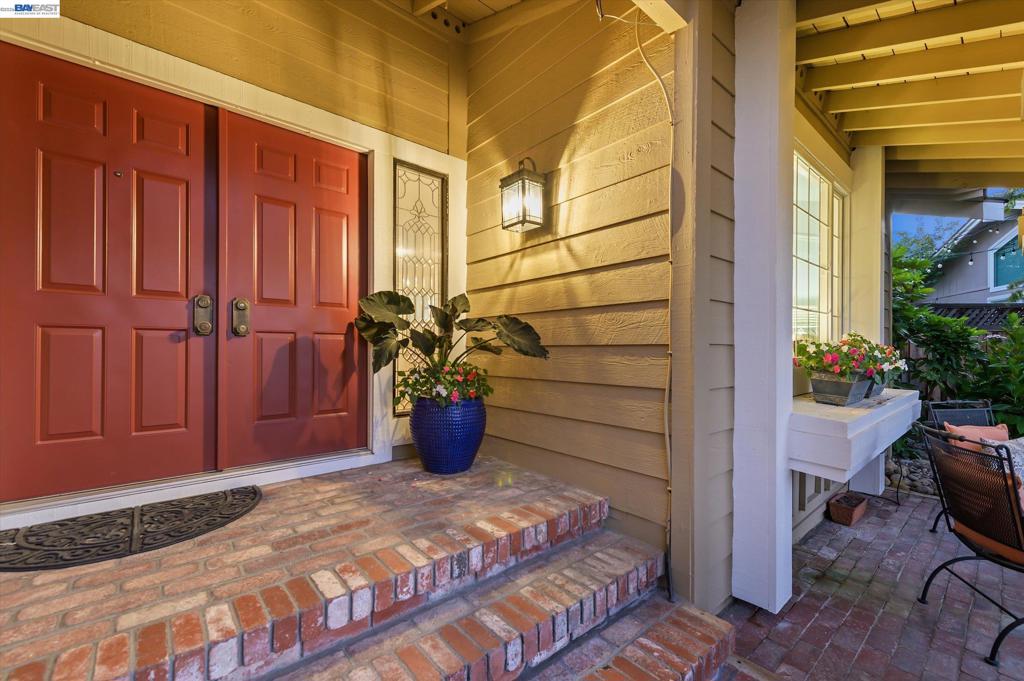 4183 Hall Ct Property Photo 8