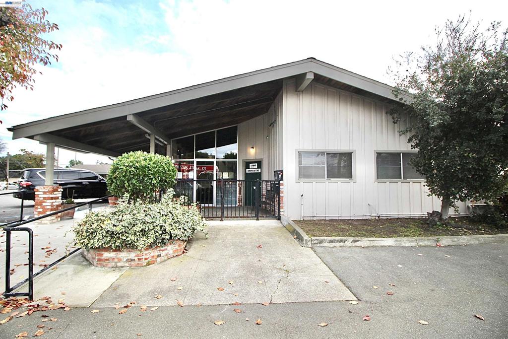 15845 Channel Property Photo 1