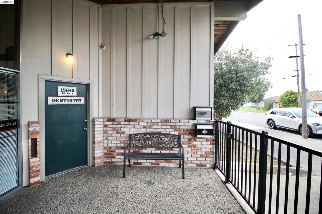 15845 Channel Property Photo 3