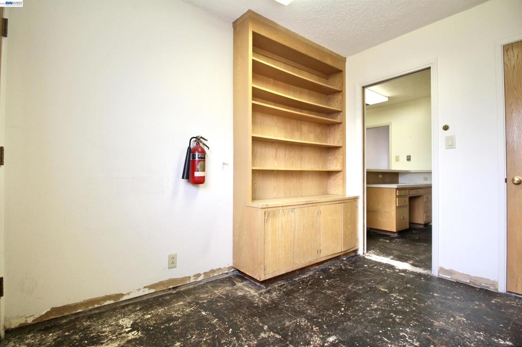 15845 Channel Property Photo 12