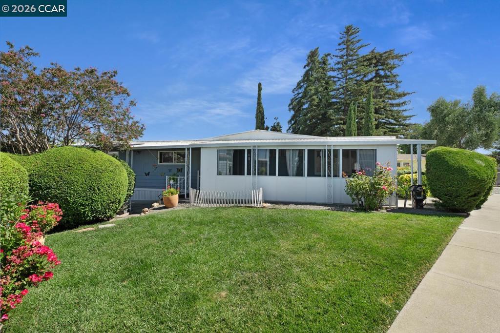 1035 Peralta Property Photo 1
