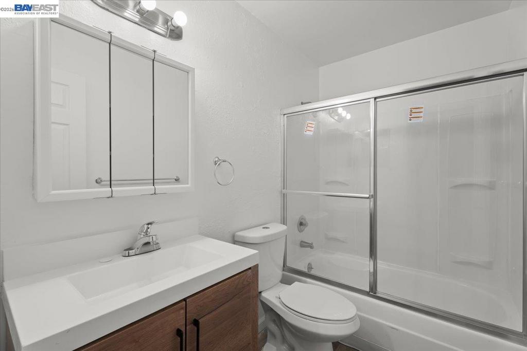 25684 Spring Dr Property Photo 13