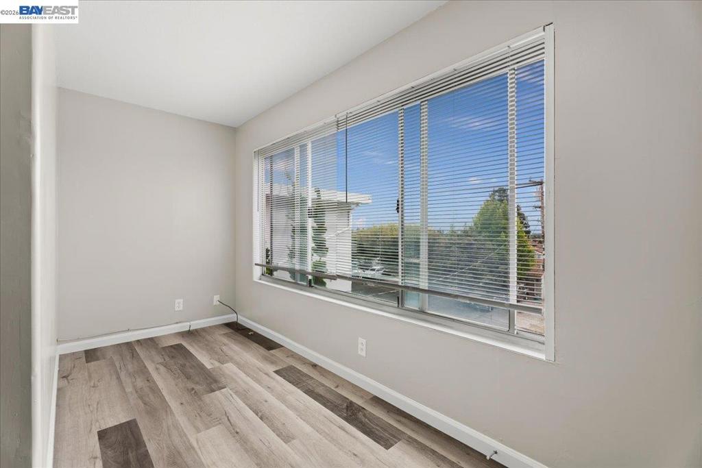 25684 Spring Dr Property Photo 15