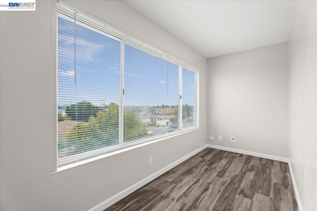 25684 Spring Dr Property Photo 22