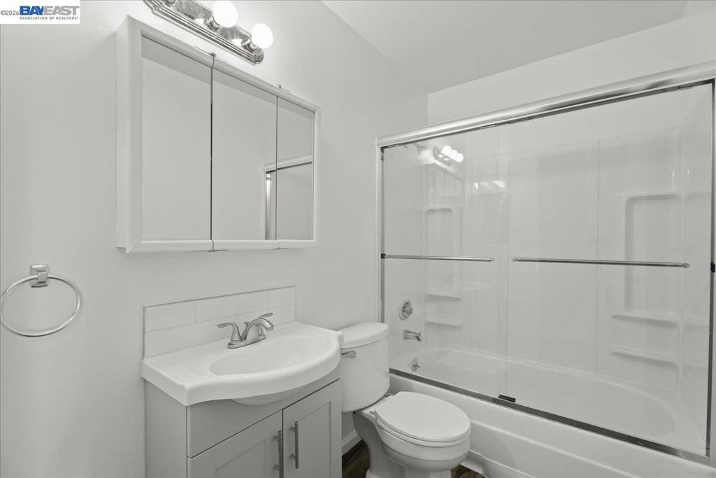25684 Spring Dr Property Photo 27