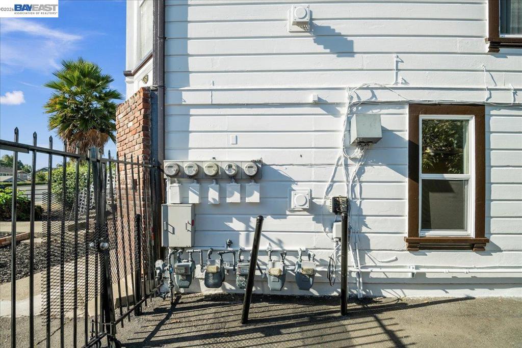 184 A St Property Photo 4