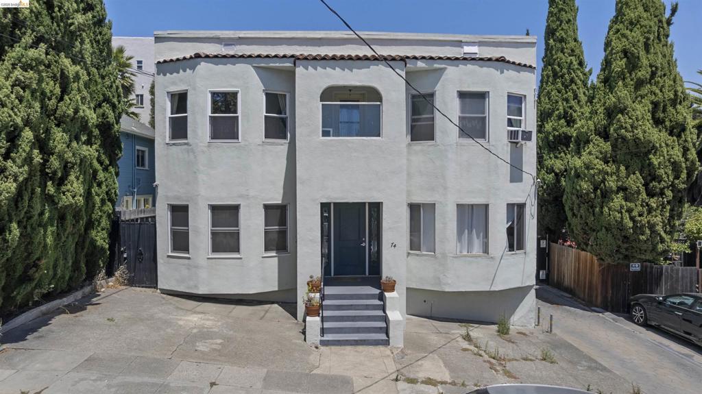 74 Pearl St Property Photo 1