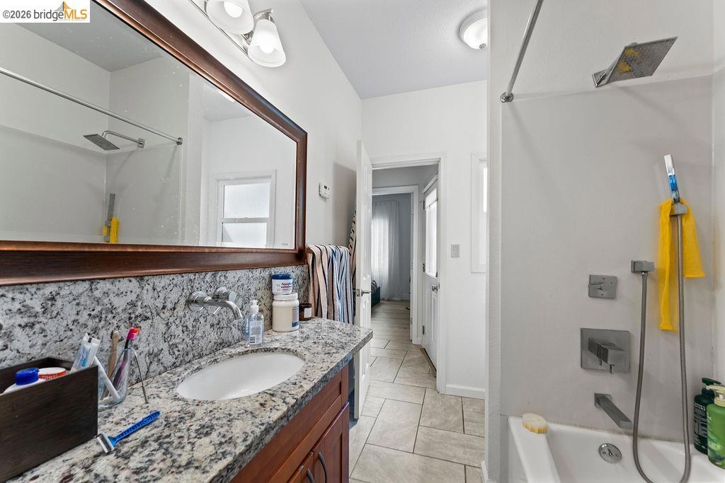 74 Pearl St Property Photo 22
