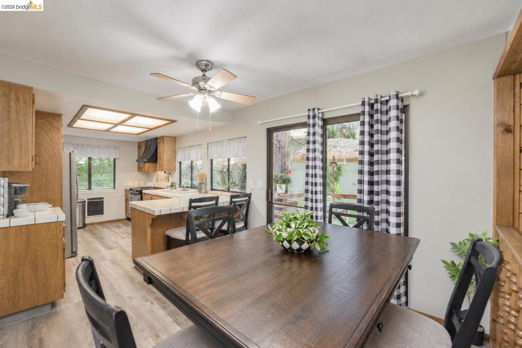 19342 Superior Dr Property Photo 6