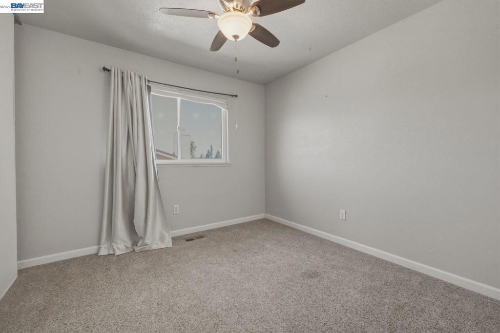 838 Spindrift Pl Property Photo 27