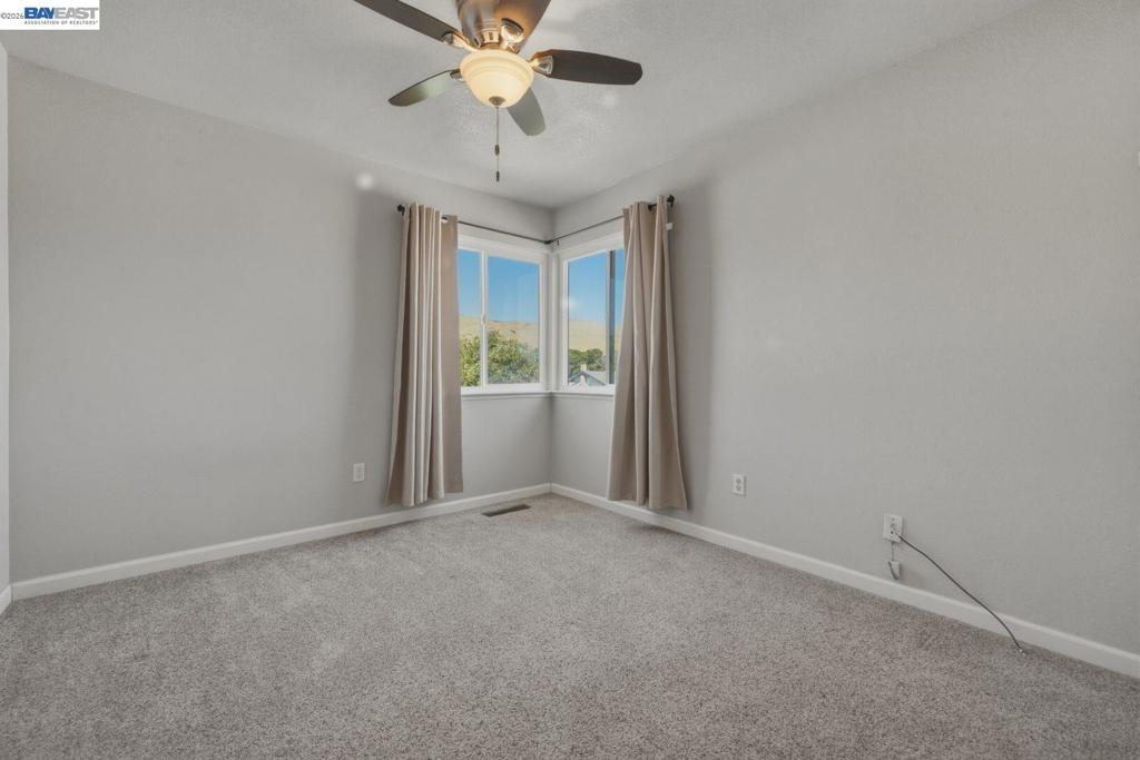 838 Spindrift Pl Property Photo 29