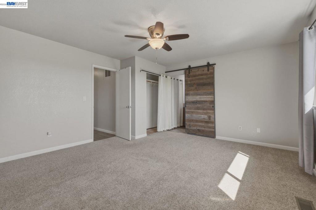838 Spindrift Pl Property Photo 35